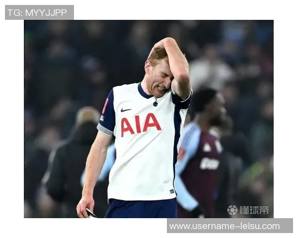 天空报道水晶宫与热刺达成协议签约约翰逊球员尚未做出最终决定