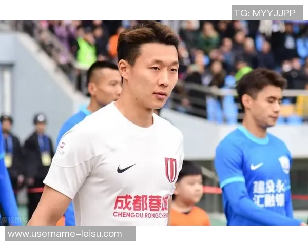 蓉城后卫李扬与海港俱乐部深入接触加盟事宜有望成行 蓉城后卫李扬与海港俱乐部深入接触加盟事宜有望成行